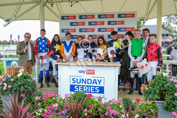 080925-Pony Racing-Shes A Corker-7309 - Pony Racing 1.45pm Dragon (TV and Film) Studios Pony Race 148cm & Under