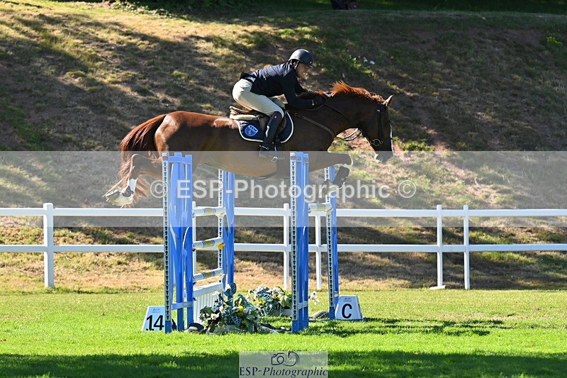 260704A-165221-16292 - Cls 33 Snr Fox Jump Off and Pres