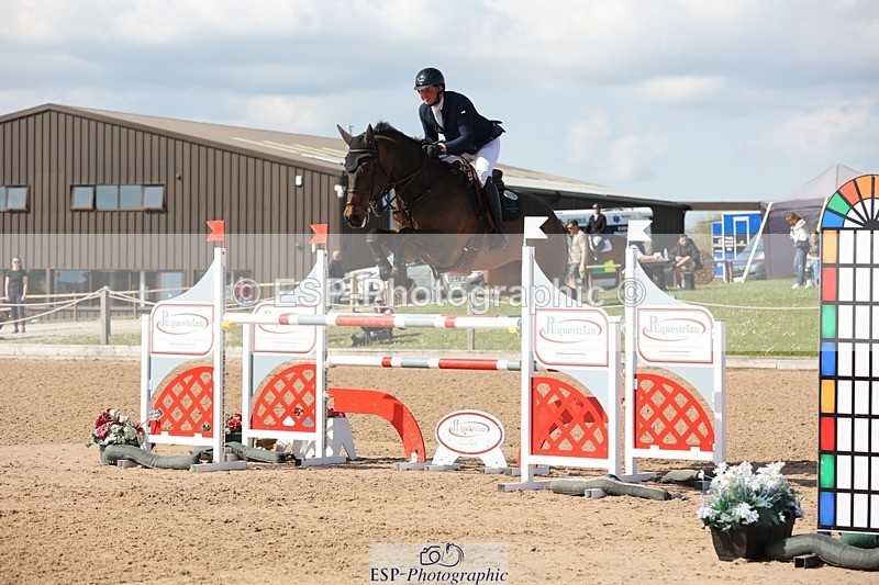 250427-154919-18181 - Cls 24 - 1 Star Gold Tour