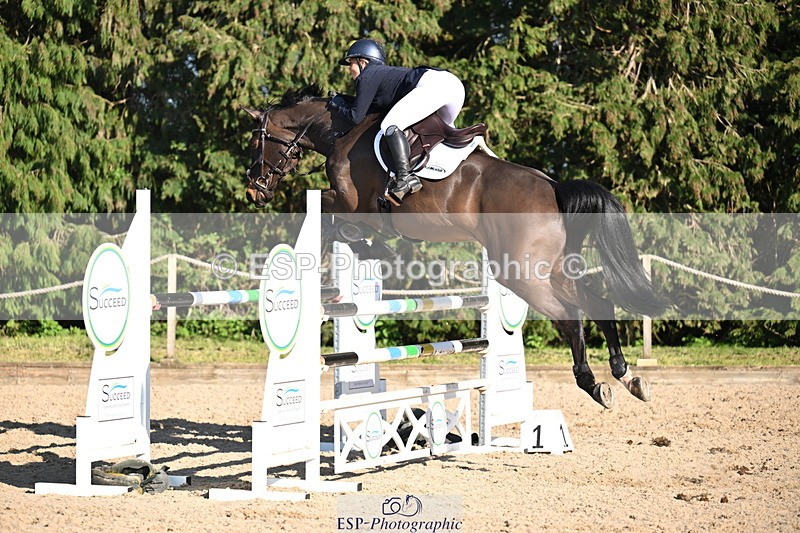260321A-153058-01131 - 6 Foxhunter 1m 20 Open