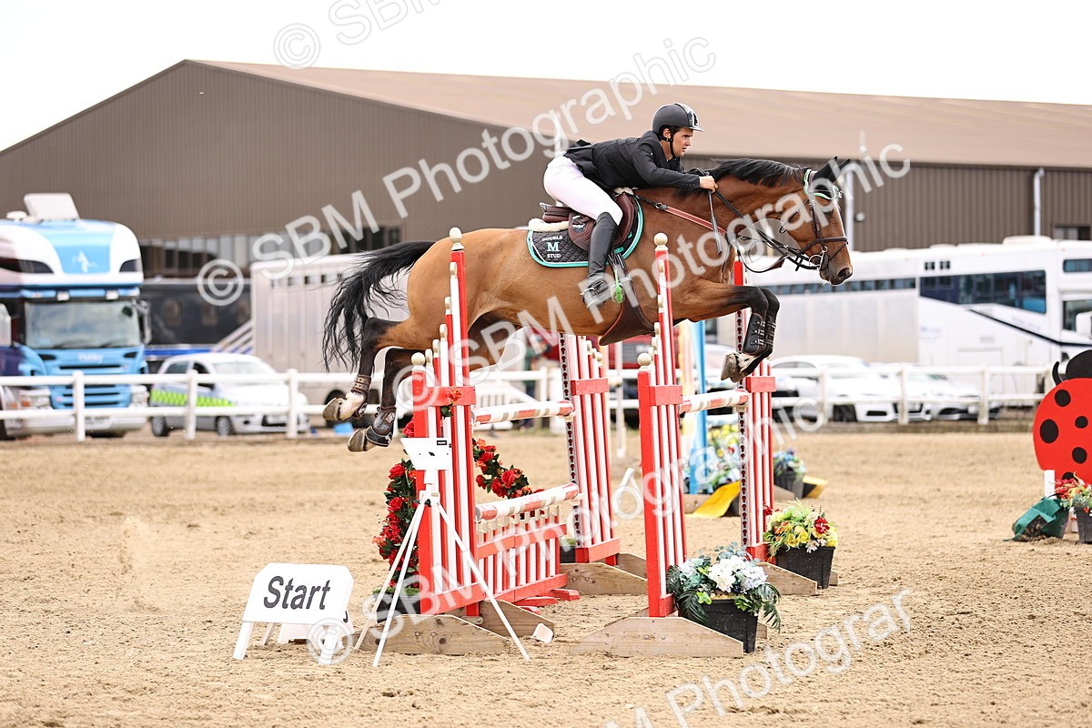 SBM_010718 - Class 9 - Senior Foxhunter - 1.20m Open
