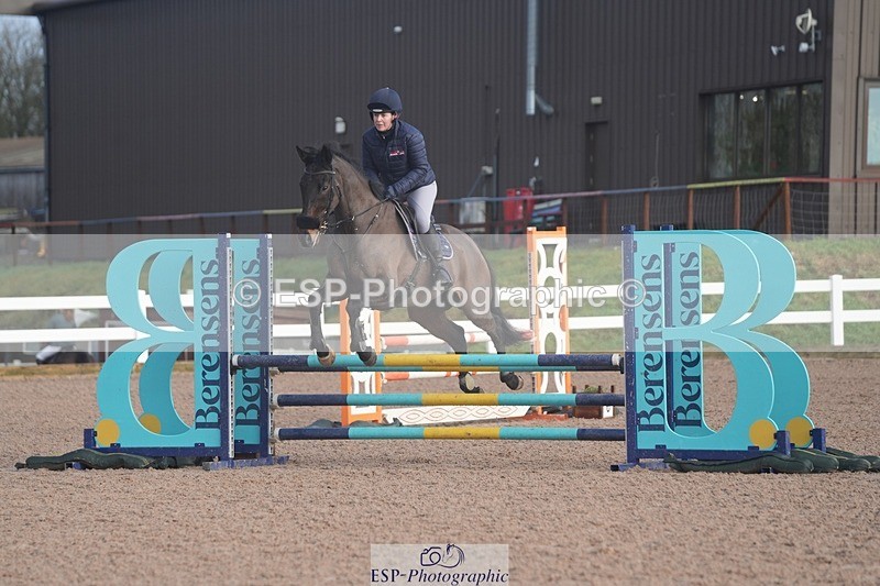 260201-101710-03037 - Cls 16 British Novice and 90cm