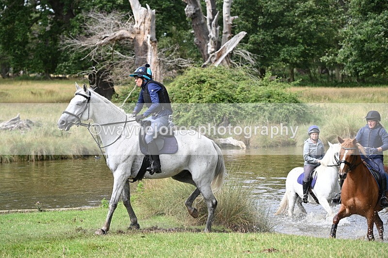 WJ7_1568 - Time at Water 10:48 to 11:13