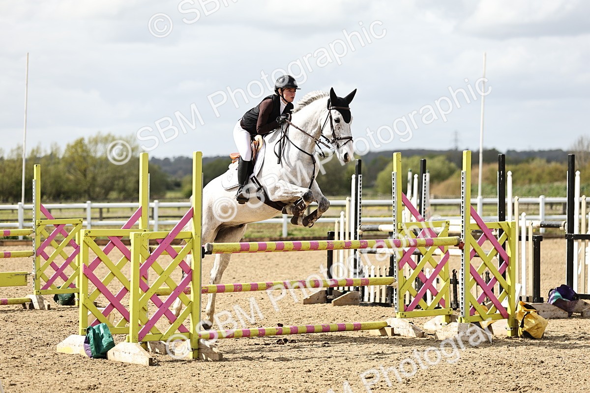 SBM_001201 - Class 4 - Senior Newcomers - 1.10m