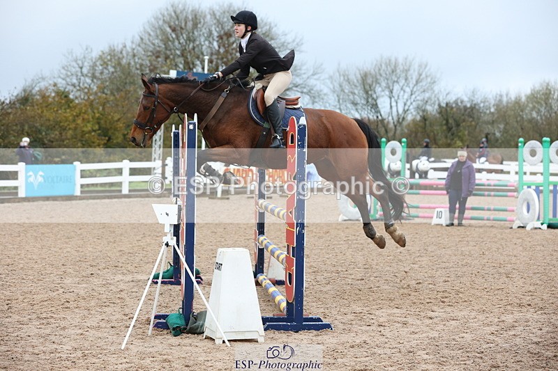 231112A-104656-03429 - Cls 17 Blue Chip Novice Winter Qualifier