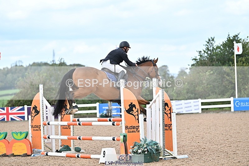 241005A-113030-03386 - SAT Cls 17 95cm Amateur Quali