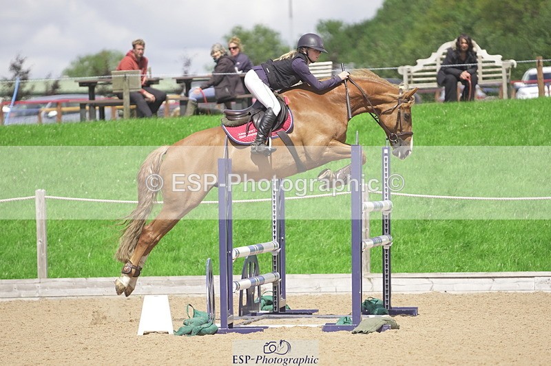 230806A-131340-02164 - Cls 14 Snr Foxhunter & 1.20m Open