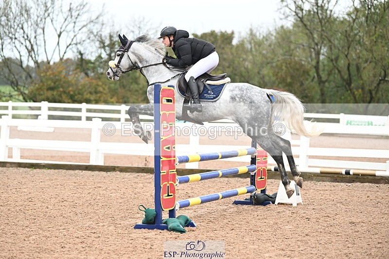 241023A-111254-00488 - Cls 1 British Novice and 90cm Open