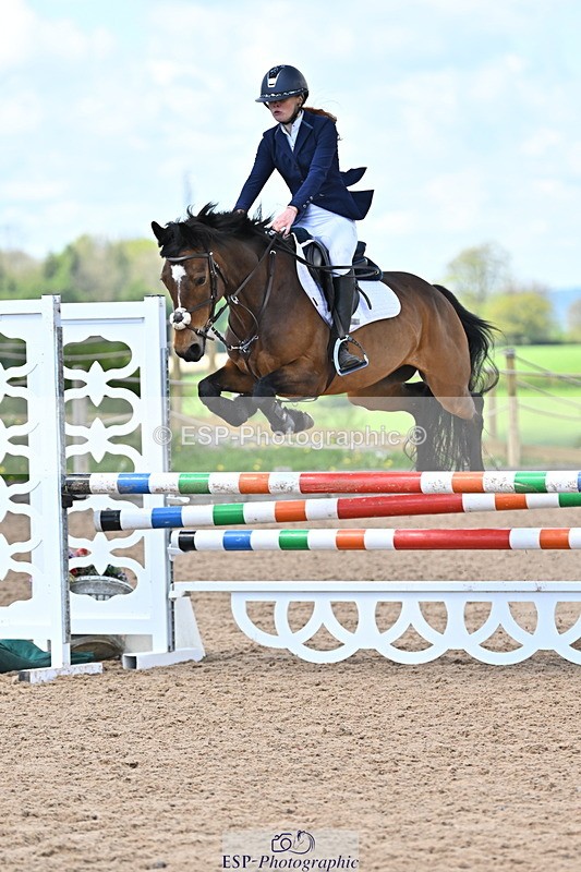 240504A-124343-01625 - Cls 4 Blue Chip Pony Newcomers & 1m Open