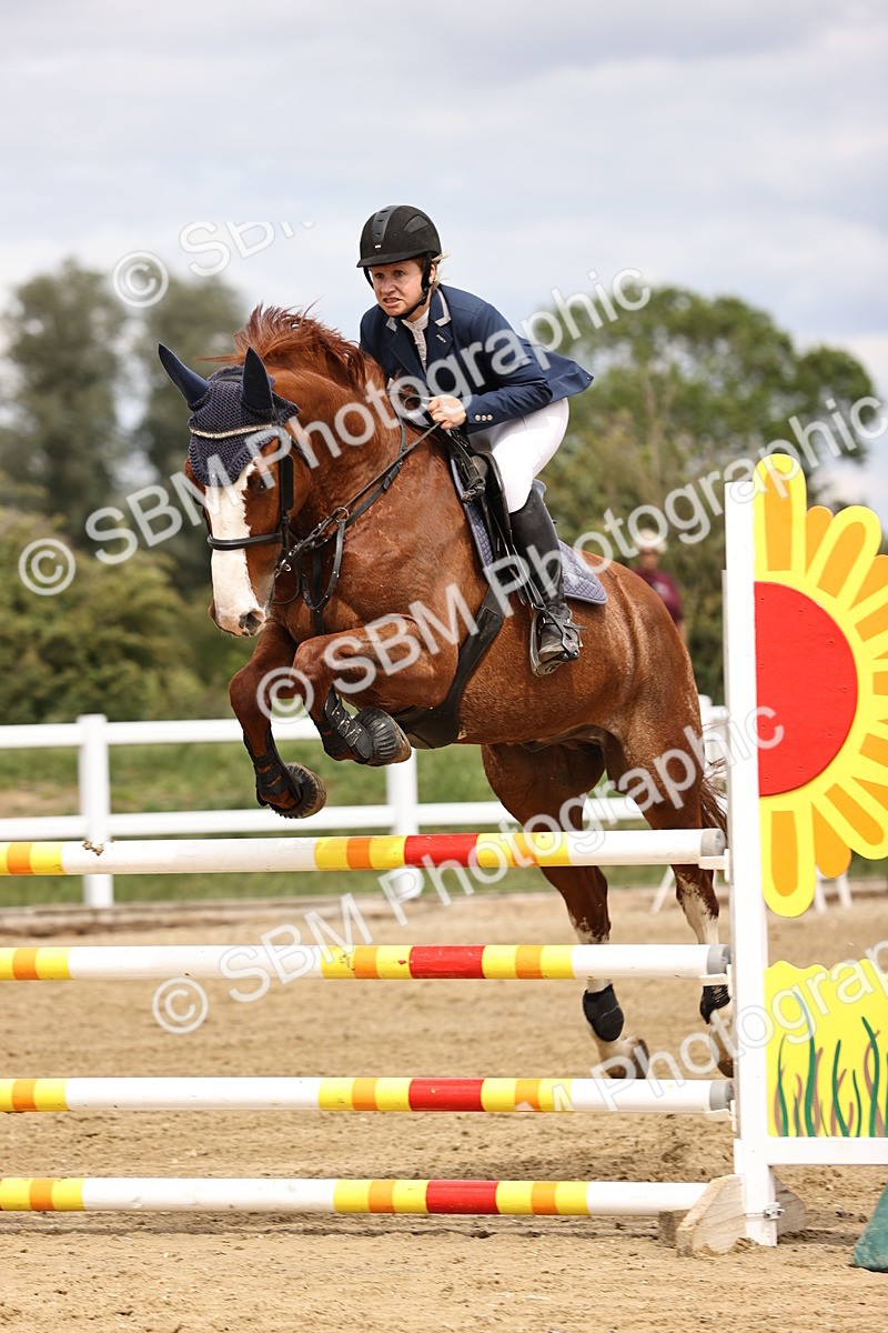 SBM_003278 - Class 11 - Senior Newcomers - 1.10m