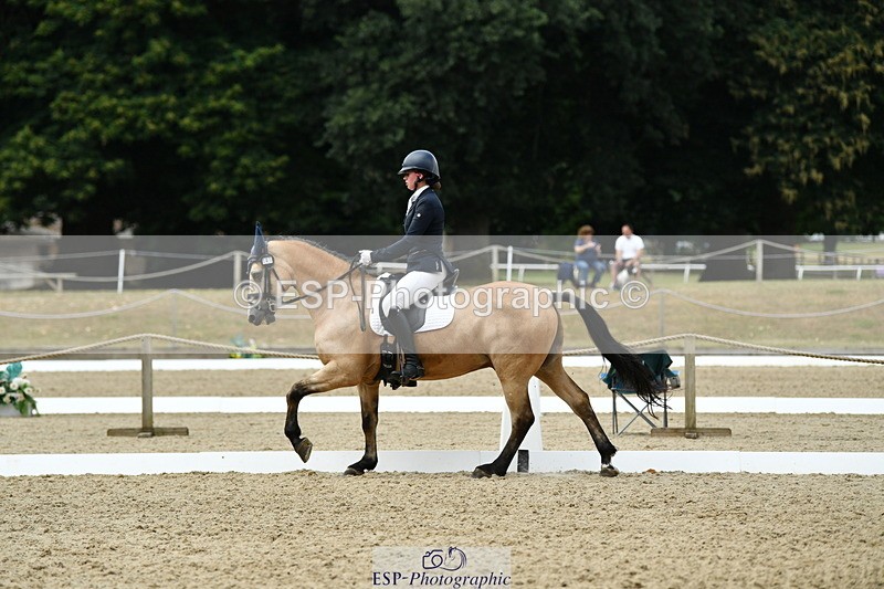 250718A-122921-01469 - 141-Chloe.Dunn-Towerhill.Shamie