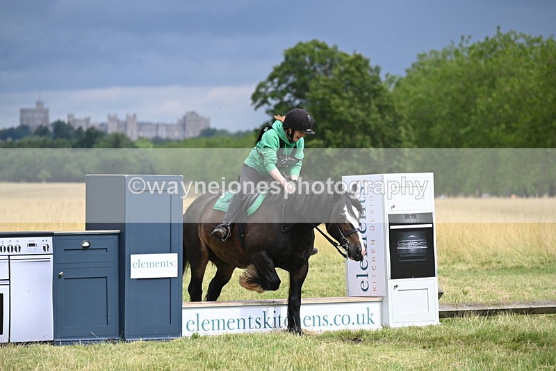 WJ6_2688 - Time at Jump 11:06 to 11:40