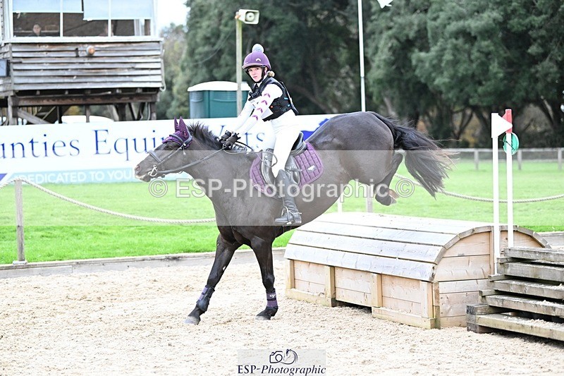 241117-144343-04697 - Cls 3 90-95cm 14.00 to 15.00