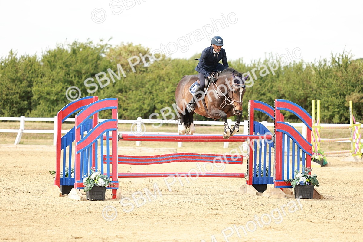 SBM_008188 - Class 4 - Senior Foxhunter - 1.20m Open