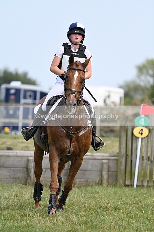 WJ7_8176 - 80cm XC Time 15:26 to 15:43