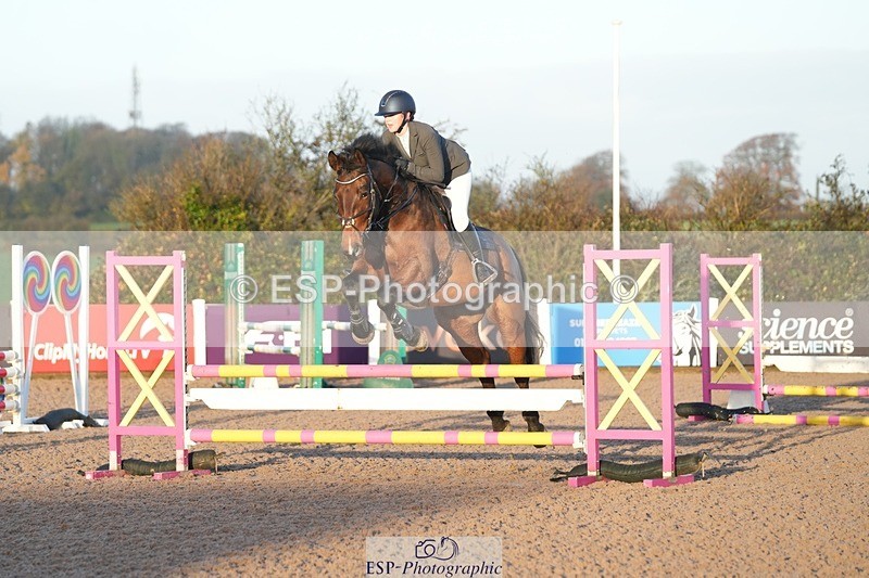 251108-080258-01716 - Cls 8 Clear Round