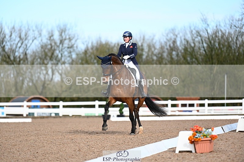 240218A-111139-06150 - 199-Nicola.Buchanan-St.Giles.flamboyant