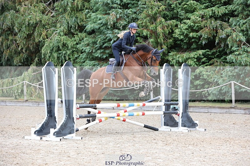 250829A-110341-01278 - Cls 7 British Novice and 90cm