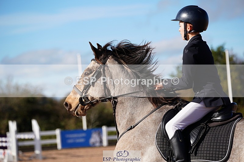 241027A-120640-02667 - SUN Cls 6 Pony Newcomers and 1m Open