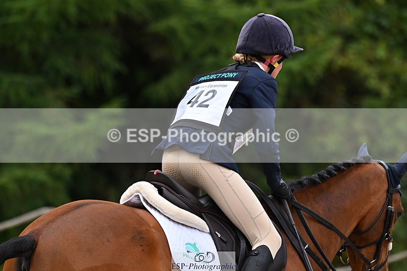 250802A-125102-03177 - A-042-Pippa.Krzywiec-LIMITED.EDITION