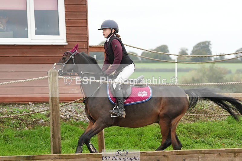 250920-154752-01495 - Cls 21 Pony Intro 80cm Derby