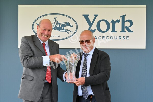 yr11062021r6-42 - Race 6 4.35pm Irish Thoroughbred Marketing Stakes