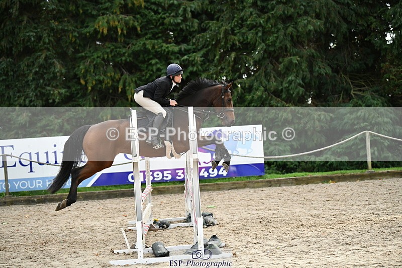 251004A-165302-02268 - Classes 10 & 11 80cm