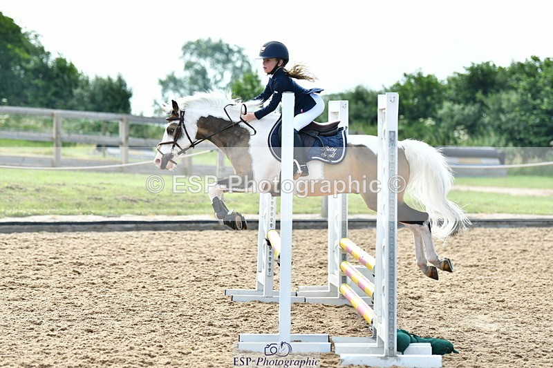 230624A-091808-00112 - Cls 36 Stepping Stones 128 & 138cm