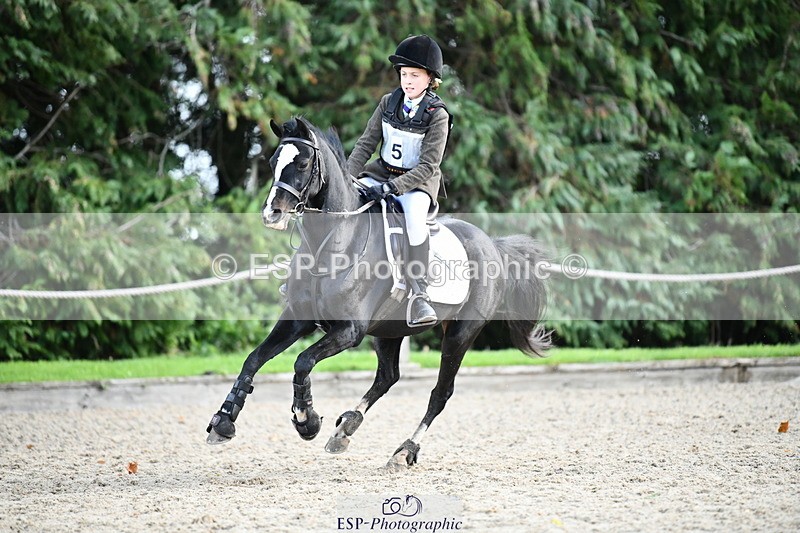 251004A-132103-01229 - Classes 6 & 7 60cm