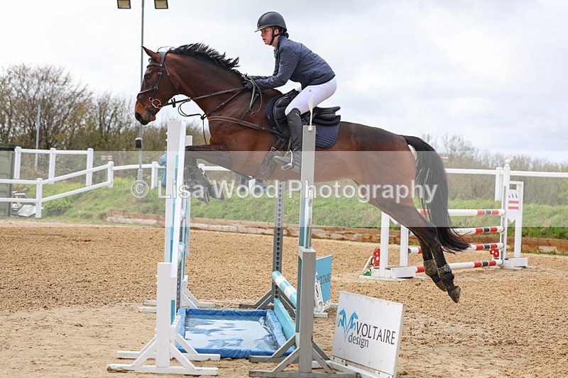 3E7A1643 - Class 7: Senior Newcomers/1.10m open
