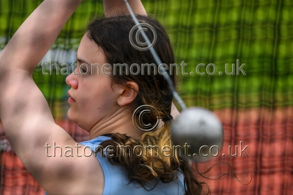 Opener25-923743 - Field Female