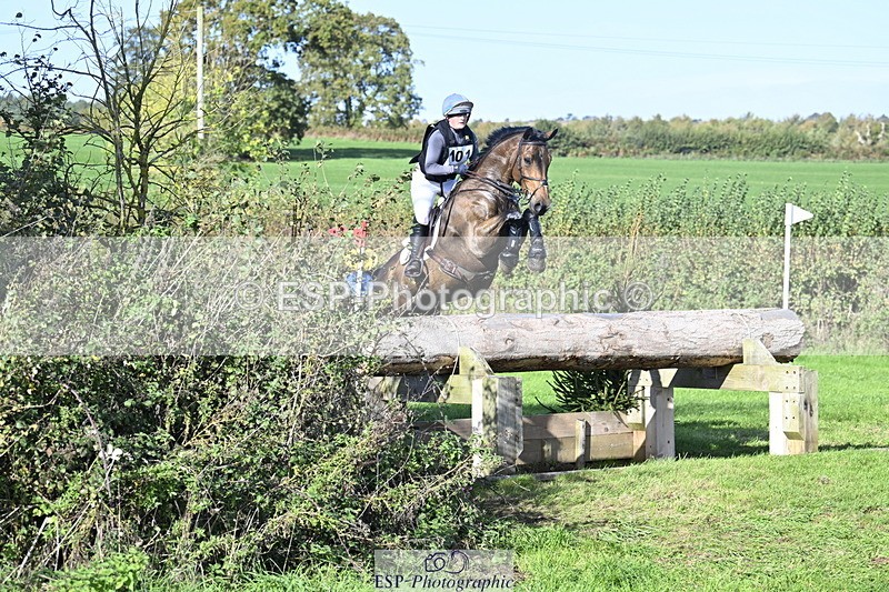 251024A-115121-08819 - B-101-Jemima.Stratton