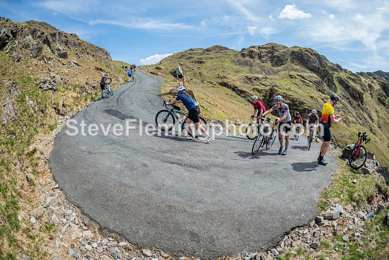 140853 - Hardknott Hairpin 14.00 - 15.00