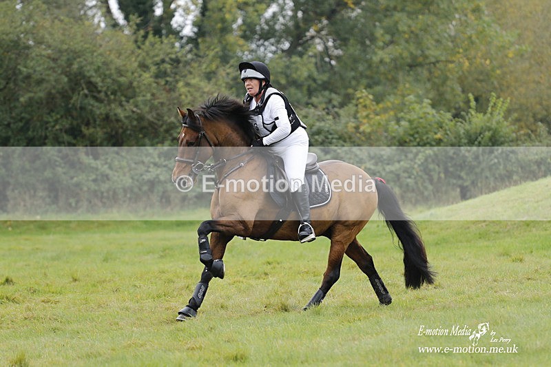  WWHT 171021 2223 - Novice Pairs (0.80m)  17/10/21