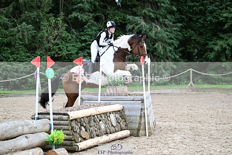 241117-140100-04377 - Cls 3 90-95cm 13.00 to 14.00