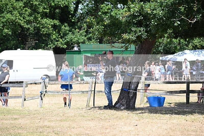 WJ6_5893 - Class 13 Novice 60cm