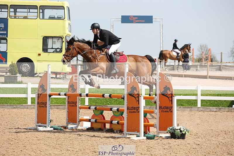 240510A-141916-07577 - Cls 17 1.05m National Am Quali