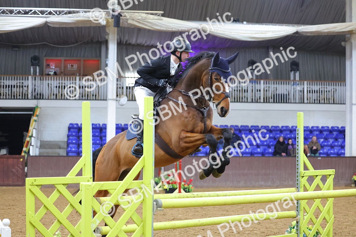 SBM_001992 - Class 15 - Senior Newcomers - First Round (1.10m)