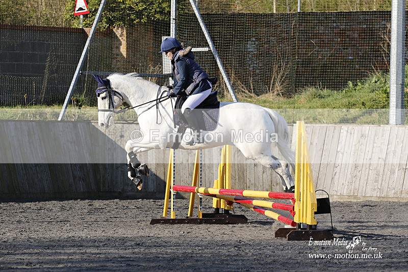 _EST0062 - Bourne Valley Riding Club Winter Showjumping 27/03/22