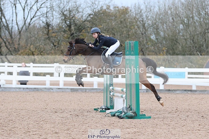 241116X-083642-00118 - Cls 03 Pony Intro 70cm