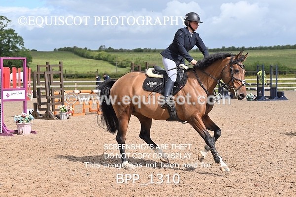BPP_1310 - CLASS 10 SAT Senior BritiNovice/ 90cm Open