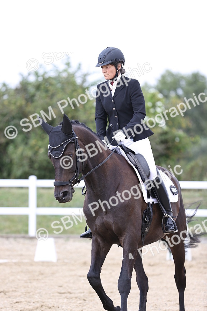 SBM_017953 - Class 14 - Novice 23 - 15.16-16.19