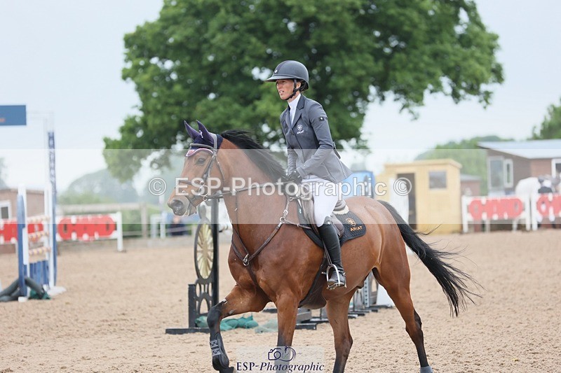 250524-125117-04814 - Cls 15 Snr Fox 1st Rnd