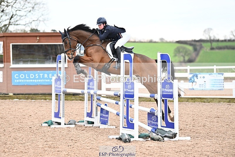 250112-120851-01246 - Cls 19 Snr 1.05m Open