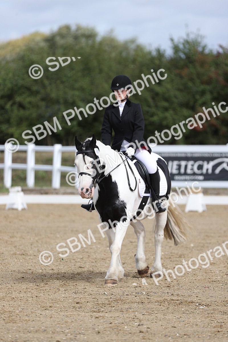 SBM_001996 - Class 2 - Intro 4 Champs - 10.56-11.44