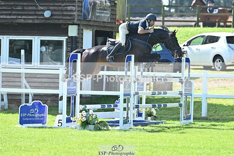 230909-113512-05234 - Cls 11 Snr Foxhunter & 1.20m Open