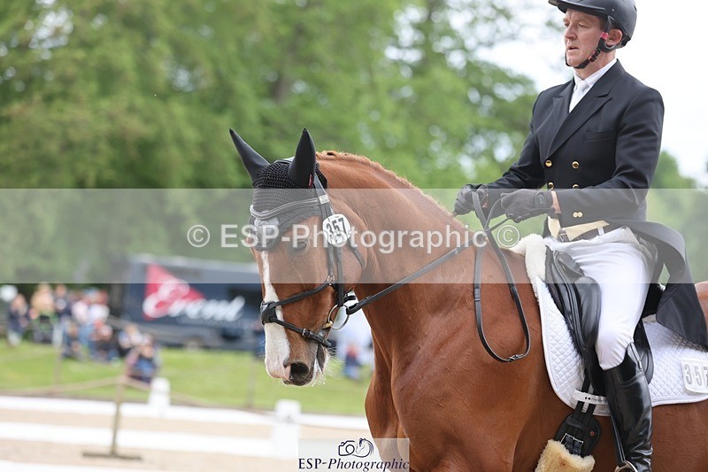 240524-132435-08808 - 357-OUGHTERARD_QUALITY-John_Westmore