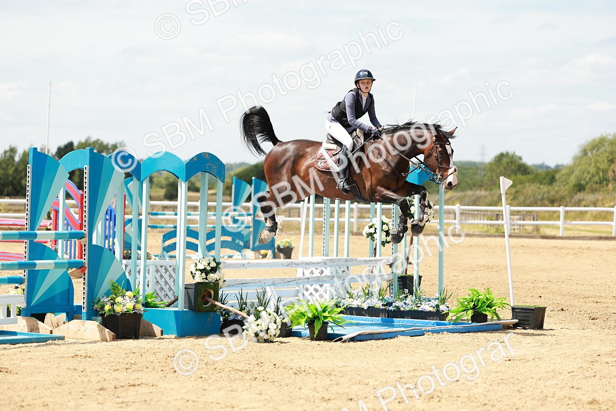 SBM_007562 - Class 3 - Senior Newcomers - 1.10m Open