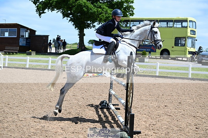 240609A-132647-05718 - Cls 25 Pony Newcomers and 1m Open