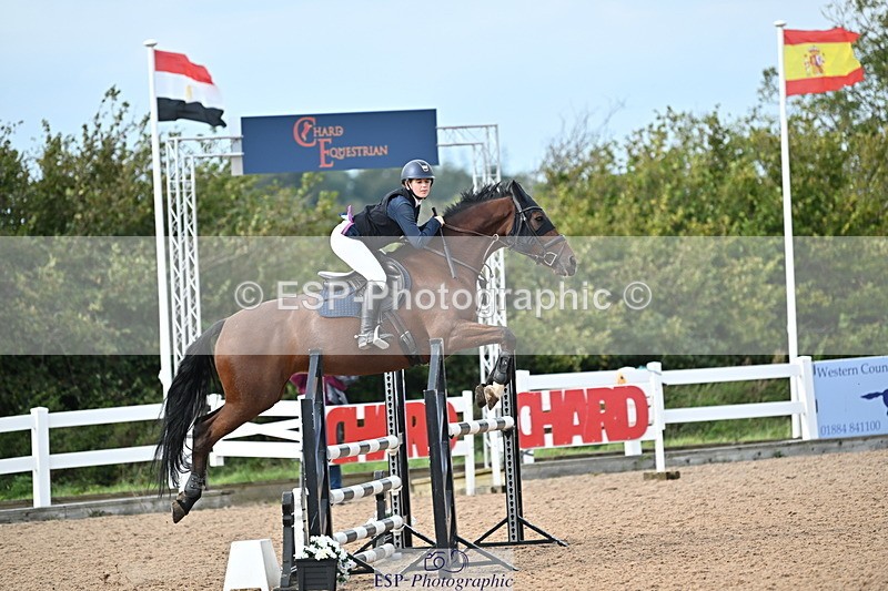 241004A-140127-02395 - Fri 11 1.10m amateur Quals